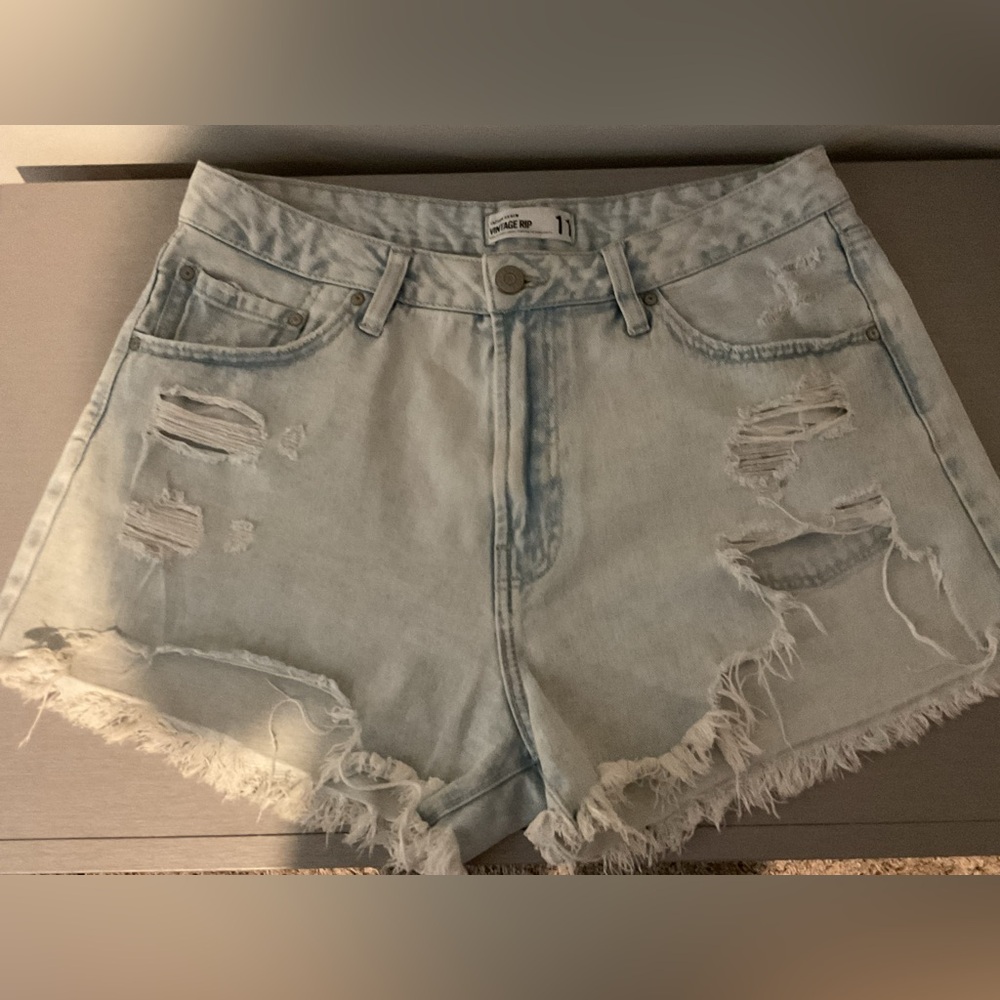 Rue21 11 women’s worn few times no tag